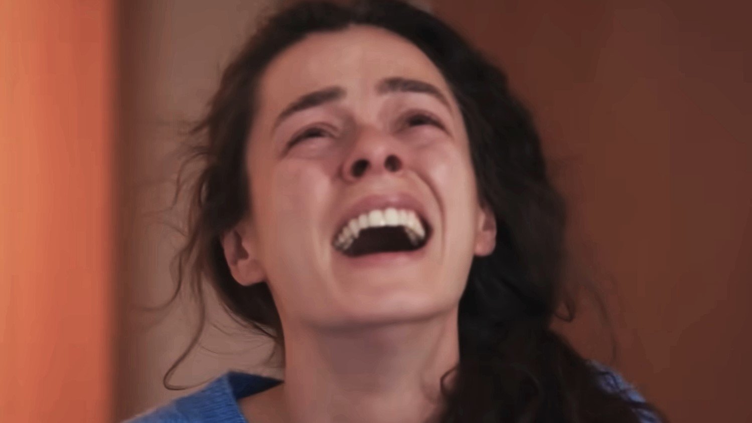 Bahar scopre la morte di Yeliz, '' Arif portami via'', La forza di una donna - puntata 49